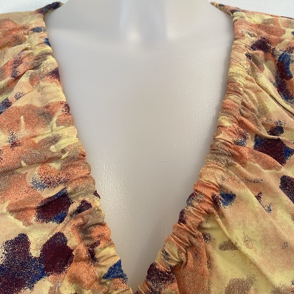 OPEN EDIT YELLOW MELLOW GINKO FLORAL MUTED WRAP CROP TOP BLOUSE SIDE TIE SZ XS - Picture 3 of 13